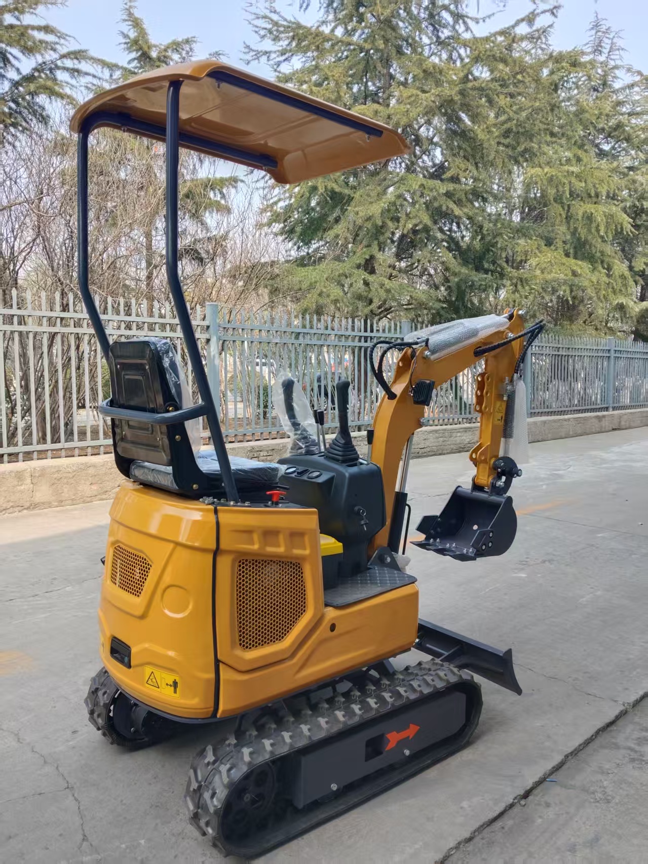 ME-08 Mini Excavator